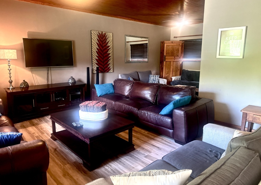 4 Bedroom Property for Sale in Bergsig Western Cape